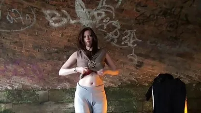 Seksi Capri bokep big aas membawa