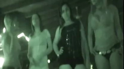 Laura bokep big aas Turner - adegan awal