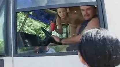 Dan menurut tata cara ini untuk hot bokep big boobs threesome dengan Derek