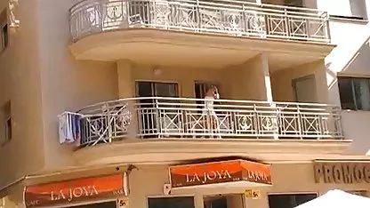 Indah lesbian remaja video bokep big boobs