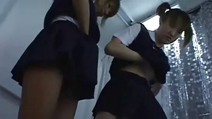 Lima yang luar biasa Merampok di video bokep big women kolam renang bodoh