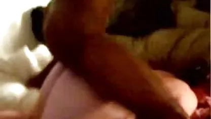 Orang bokep negro big tua dan wanita dalam warna hitam dan putih